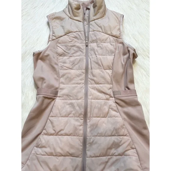 Lululemon Down For It All Vest 💗 - Picture 3 of 9